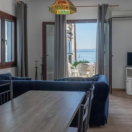 Properstay 105 - Waterside Flat Apartment